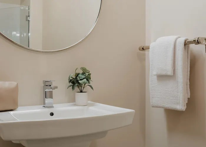 Hotel Found Powered By Sonder *