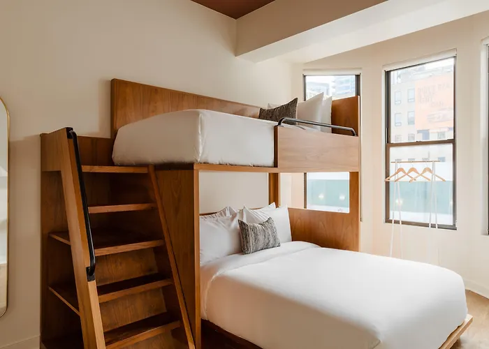 Found Powered By Sonder Hotel Chicago